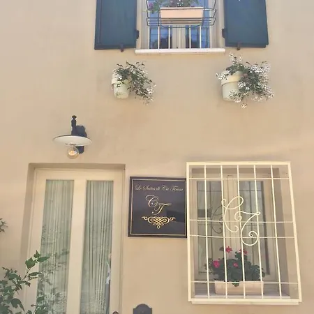 Le Suites Di Ca Teresa Montescudo