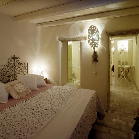 Le Suites Di Ca Teresa * Montescudo
