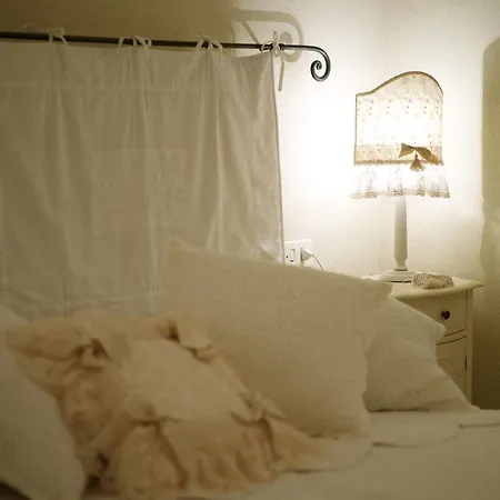 Guest house Le Suites Di Ca Teresa Montescudo