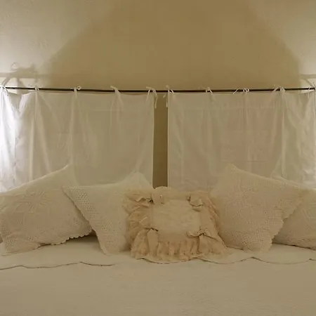 Guest house Le Suites Di Ca Teresa Montescudo
